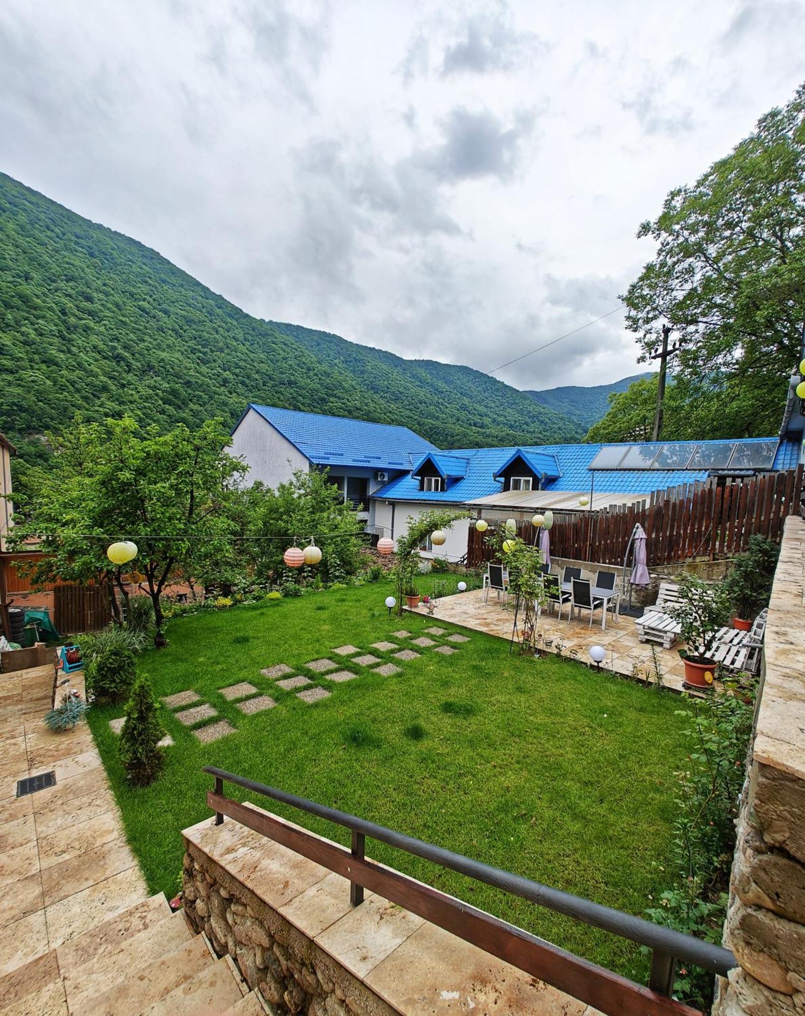 Appartement Casa Miclau à Băile Herculane Extérieur photo